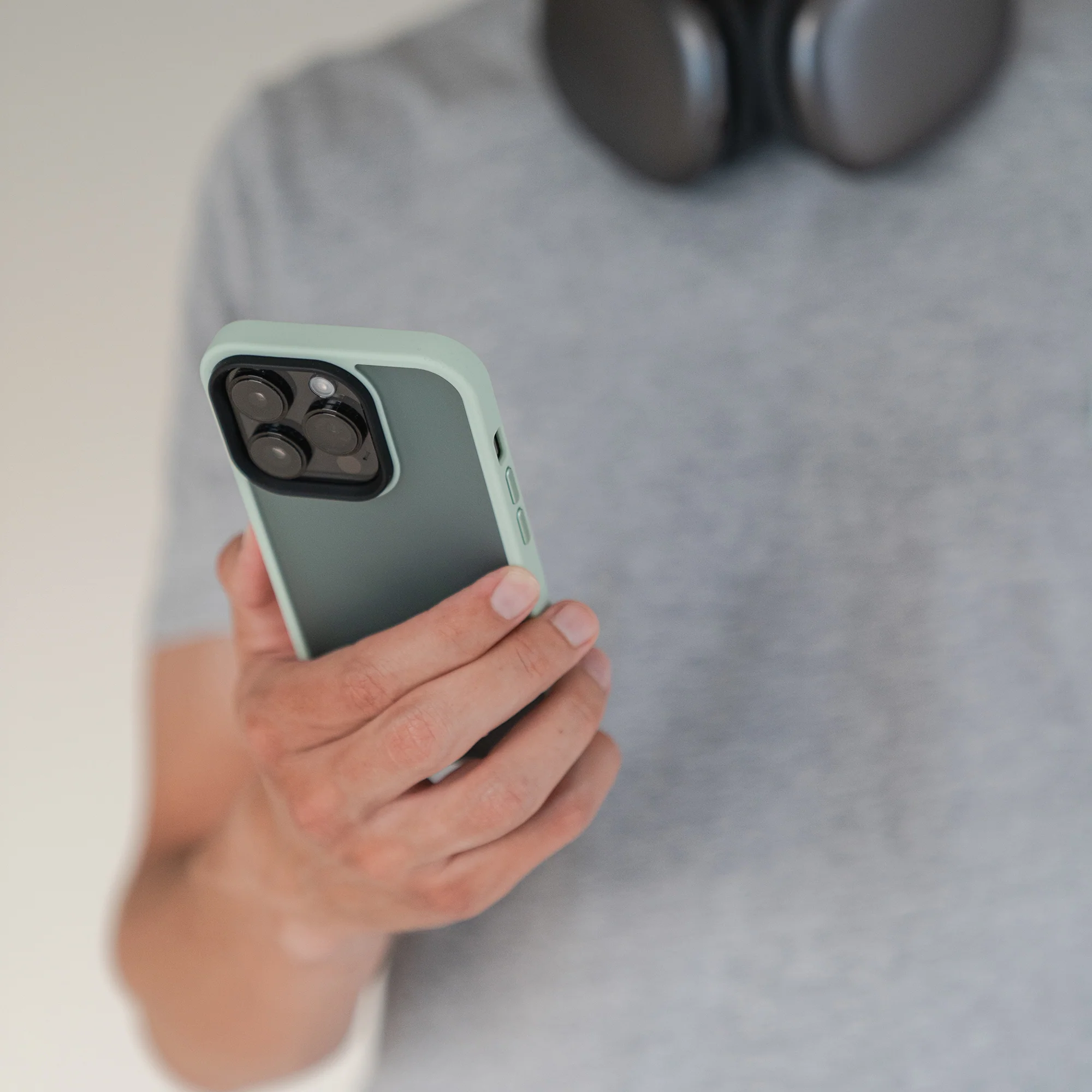 arktis iPhone 16 Plus Solid Case - Image 27