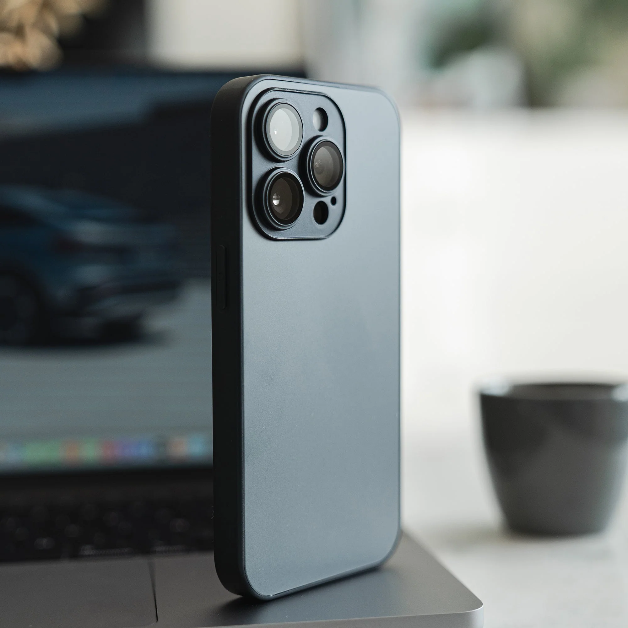 arktis iPhone 16 Plus Tech Case - Image 14