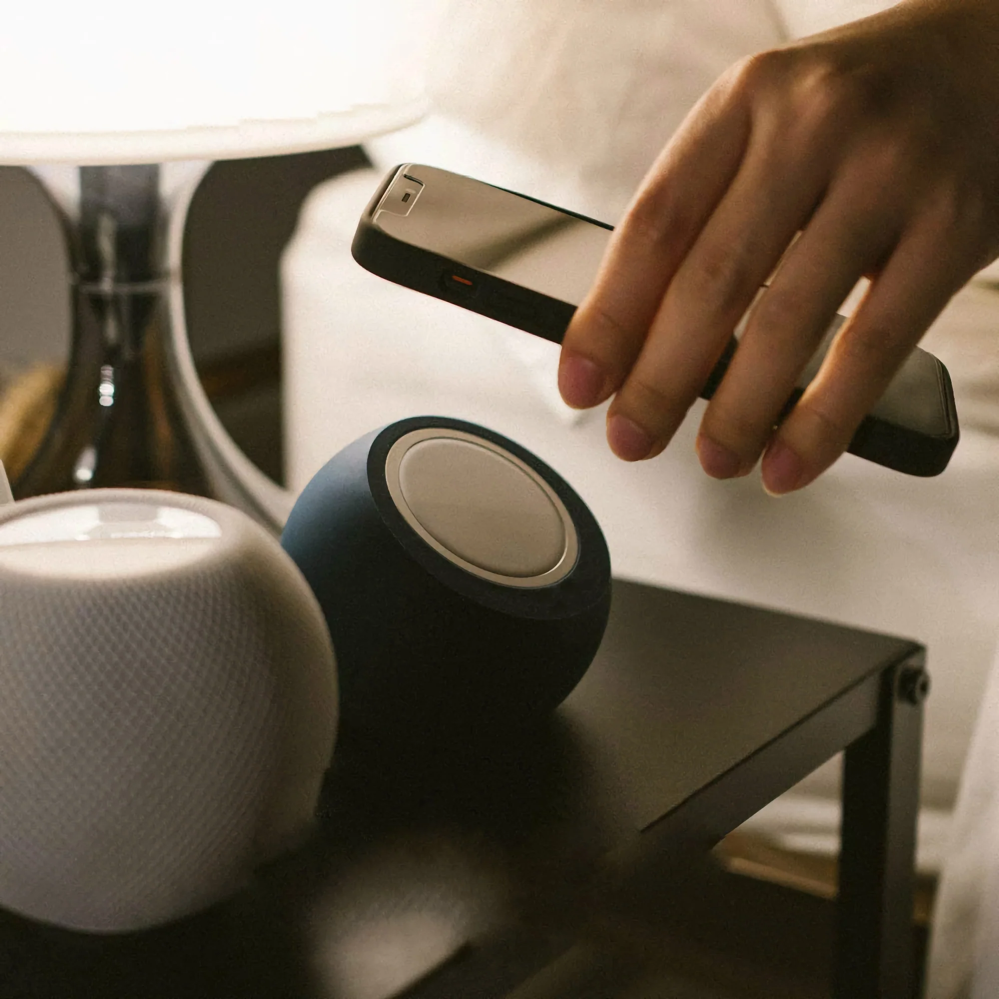 arktis MagSafe Orbit Stand - Image 23