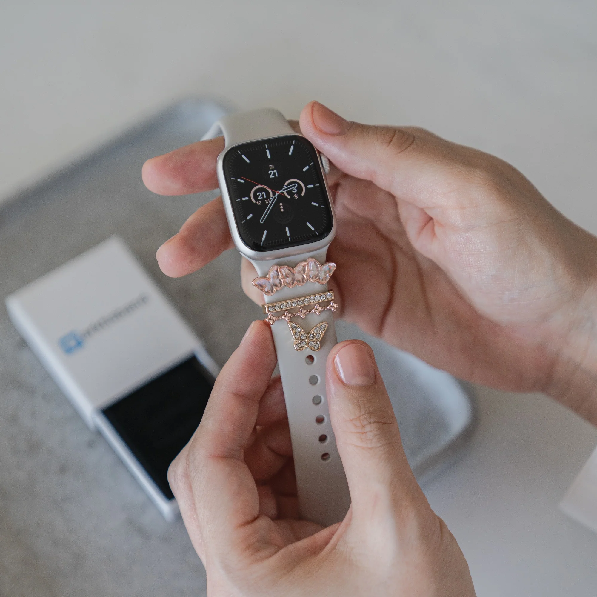 arktisband Apple Watch Charms "Diamond Butterfly" - Roségold - Image 4