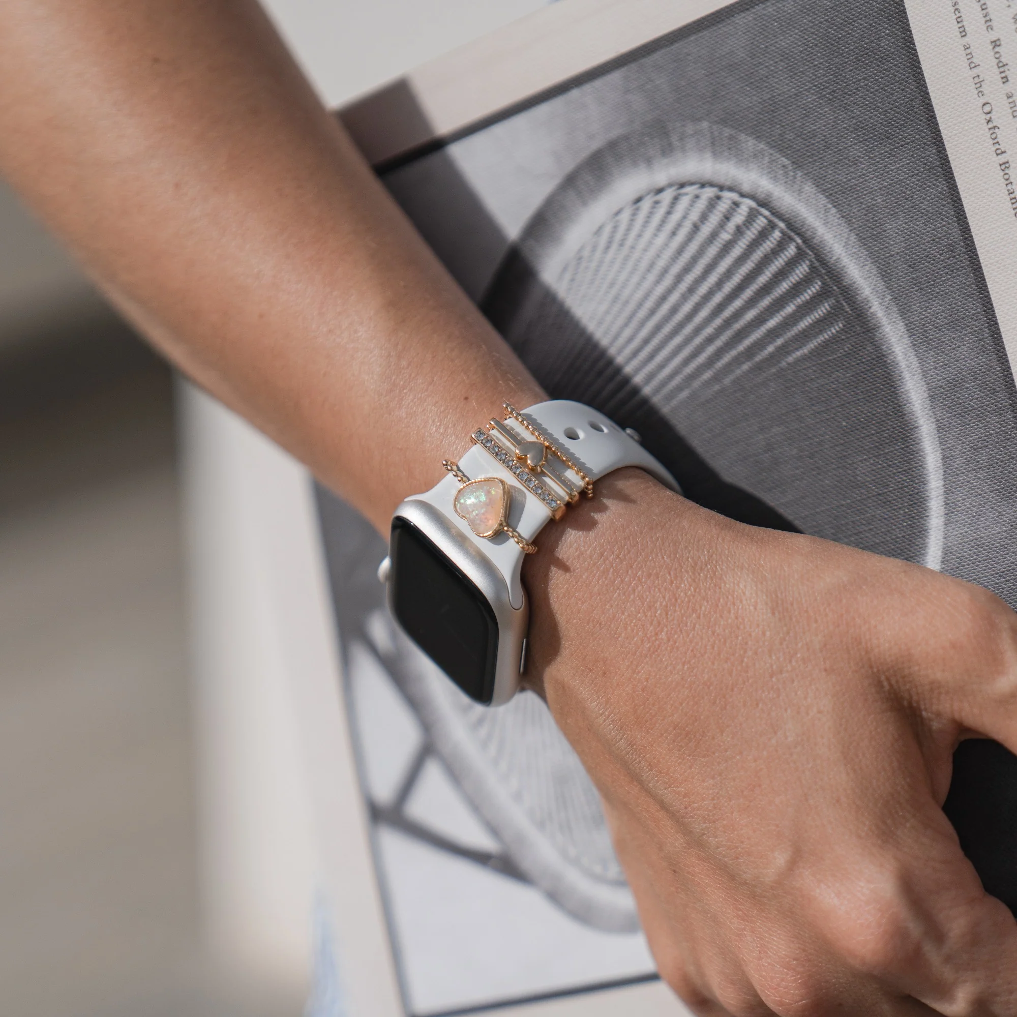 arktisband Apple Watch Charms "Loyal Gold" - Image 3