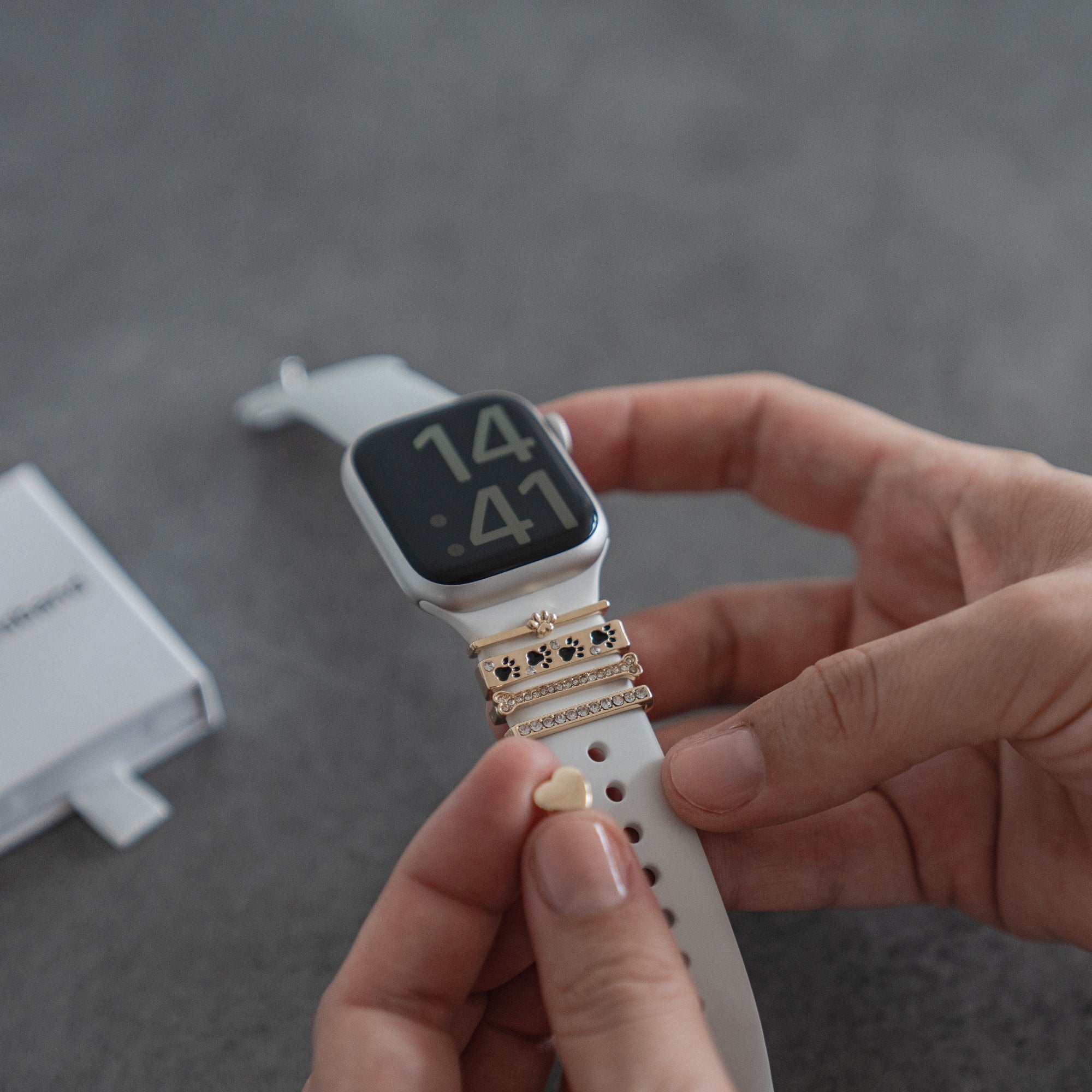 arktisband Apple Watch Charms "Pet Love" - Gold - Image 3