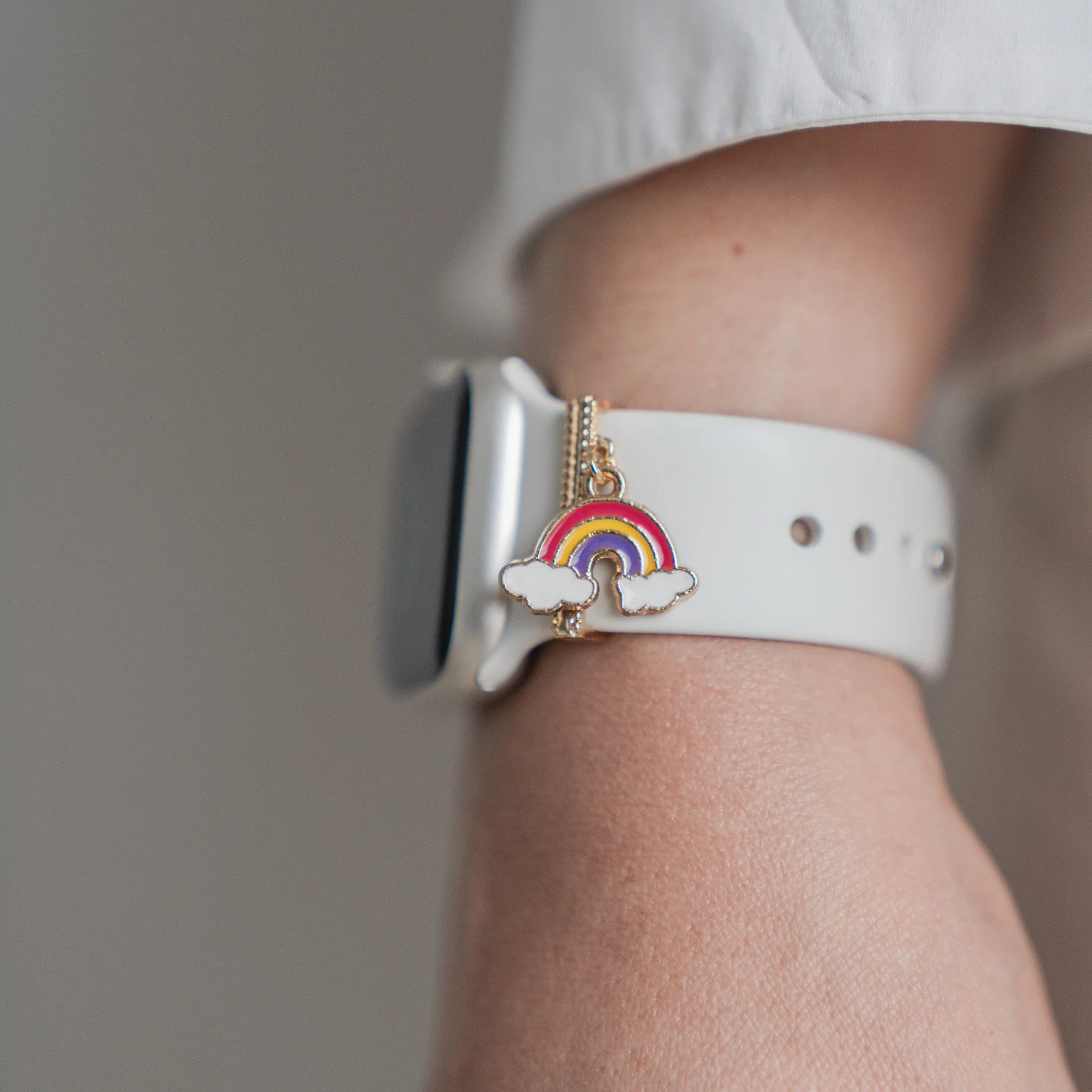 arktisband Apple Watch Charms "Rainbow Clouds" - Gold - Image 3