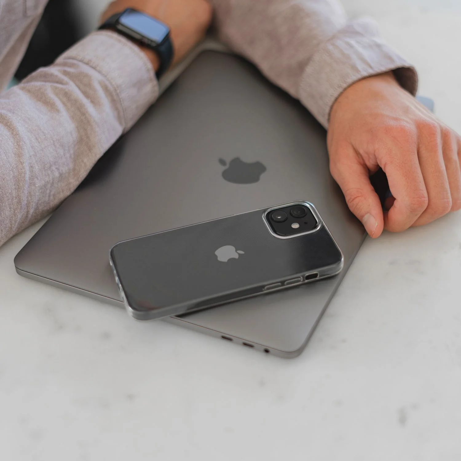 ArktisPRO iPhone 14 Invisible Air Case - Image 4