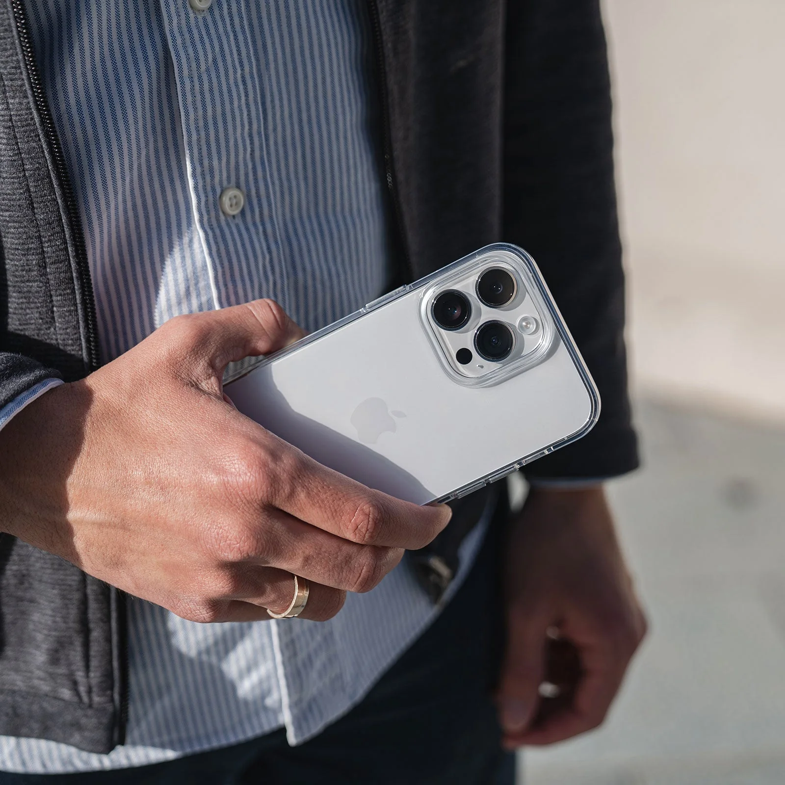 MR PROTECT iPhone 15 CLEAR Case - Image 4
